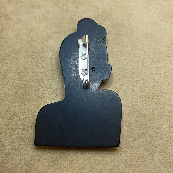 Acrylic Fashion Girl with Shoulder and sunglasses - Picture 3 of 4